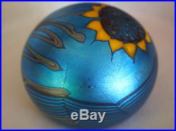 1975 Vintage Orient & Flume Sunflower Iridescent Pulled Feather Blue Paperweight