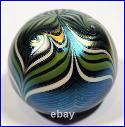 1976 Vintage Orient & Flume Iridescent Pulled Feather Glass 3 Paperweight 346N