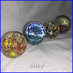 4 Vintage Flowers Controlled Bubbles Art Glass Sphere Paperweight Beautiful