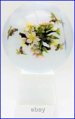 5 Fascinating PAUL STANKARD Art Glass Orb Flowers Bees Paperweight 9 Display