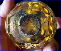 A Beautiful Vintage Art Glass Paperweight With Yellow Flowers