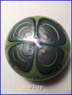 Amazing Vintage Signed Orient & Flume 1976 Paperweight