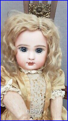 Antique doll closed mouth Jumeau size 6 blue paperweight glass eyes orig wig