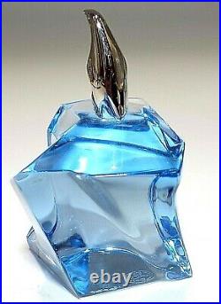 BACCARAT France LIGHT BLUE PENGUINS ON ICEBERG ART GLASS PAPERWEIGHT / FIGURINE