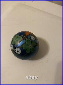 Beautiful Floral Orient & Flume Iridescent Blue Glass Paperweight Signed