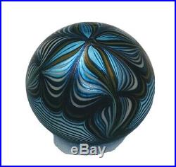 Beautiful Vintage 1976 Orient & Flume Pulled Feather Art Glass Paperweight