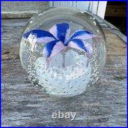 Beautiful Vintage Glass Paperweight