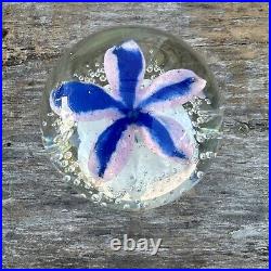 Beautiful Vintage Glass Paperweight