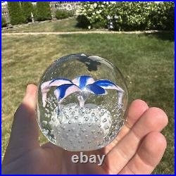 Beautiful Vintage Glass Paperweight