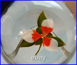 Early Paul Stankard Compound Trillium Flower Art Glass Paperweight