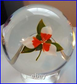 Early Paul Stankard Compound Trillium Flower Art Glass Paperweight