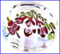 Elegant MAGNUM Victor TRABUCCO Red FUCHSIA Flowers ART Glass PAPERWEIGHT 3.9