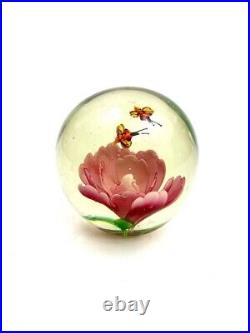 Paperweight Vintage Glass with Beautiful Flower Design