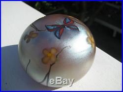 SALE Vtg ORIENT AND FLUME BUTTERFLY PAPERWEIGHT Iridescent, Floral, 2.75,1975