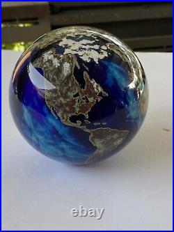 SPECTACULAR! World Paper weight by Lundberg Studios ART GLASS