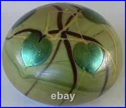 Signed Orient & Flume Green Hearts & Vines 1974 Art Glass Paperweight, Numbered