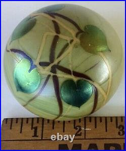 Signed Orient & Flume Green Hearts & Vines 1974 Art Glass Paperweight, Numbered