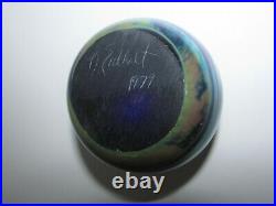 Signed Robert Eickholt 1979 Iridescent Art Glass Paperweight 1046