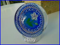 Stunning Vintage Boxed Baccarat 1981 Paperweight Fleur Blanche Et Perles 18363