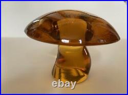 VINTAGE GORGEOUS Viking Glass AMBER Mushroom 2.5 Tall Mid-Century ART GLASS
