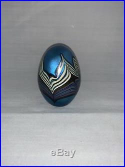 VINTAGE Orient & Flume Egg Paperweight Iridescent Pulled Feather Signed, 1977