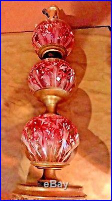VINTAGE USA ST. CLARE CRANBERRY PINK 3 ball paperweight lamp 3 WAY works
