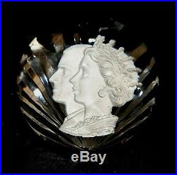 Vintage 1953 Baccarat Queen Elizabeth II Sulfide Cameo Coronation Paperweight
