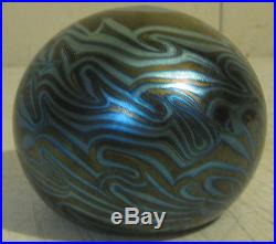 Vintage 1975 ROLAND CORREIA Iridescent Pulled Feather ART GLASS Paperweight