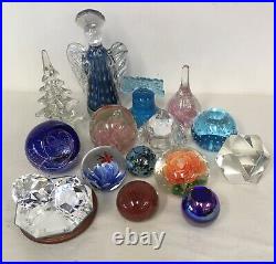 Vintage Estate Lot of 16 Art Glass Paperweights Some Signed