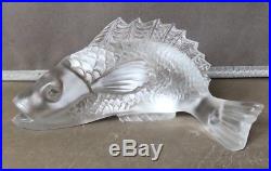 Vintage Lalique Low Lying Fish Sculpture / Paperweight, EUC
