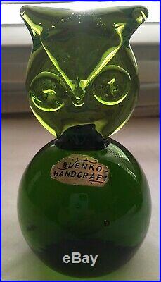 Vintage Mid Century Blenko Green Glass Owl Paperweight Joel Myers #711C