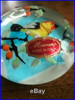 Vintage Murano Bird Paperweight Lampwork mint with sticker