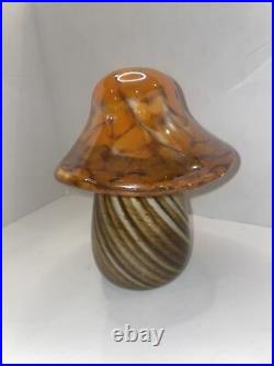 Vintage Mushroom Toadstool Art Glass Paperweight Mid Century Modern 7