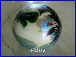 Vintage ORIENT AND FLUME GREEN BUTTERFLY/BLUE FLOWERS PAPERWEIGHT 3, 1976