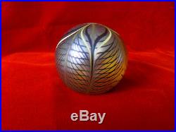 Vintage Orient & Flume Iridescent Pulled Feather 1982 Blown Glass Paperweight
