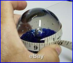 Vintage Robert Eickholt Art Glass Studio Signed Cobalt Bubble Paperweight 1984