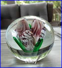 Vintage Robert Hamon Art Glass Purple Crimp Lotus Flower Paperweight