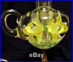 Vintage ST CLAIR Yellow Paperweight Art Glass Table Lamp Matching Finial works