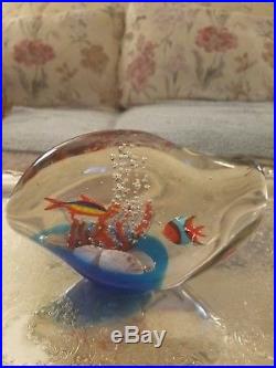 Vintage signed Murano fish aquarium paperweight, Abstract shape approx. 5inx8in
