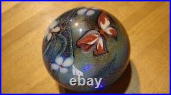 Vtg. 1979-ButterFly Flowers/ and design Glass Paperweight 1 lb