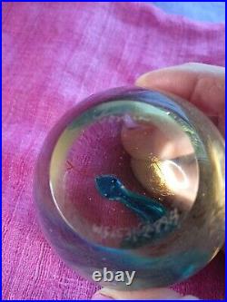 Vtg Correia Art Glass Paperweight Turquoise Snake On Some Iridescent Yellow