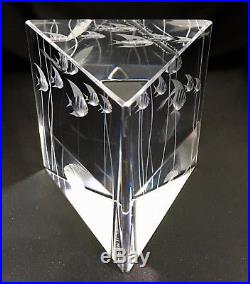 Vtg KOSTA LINDSTRAND Prism Etched Art Glass Paperweight Mid Century Signed Fish