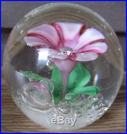 Vtg Round Globe Paperweight Glass Bubbles Cosmo Flower