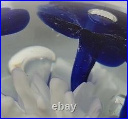 Vtg St Clair Blue & White Trumpet Flowers Controlled Bubble Glass Paperweight